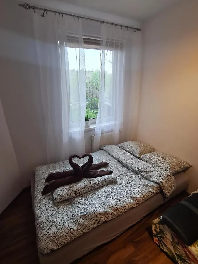 Sweet Home & Sweet Cats & Fast Internet Wrocław 0*,