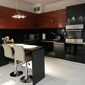 https://apartamenty-kapitanskie-z-garazami-blizej-morza.kolobrzeghotels.com